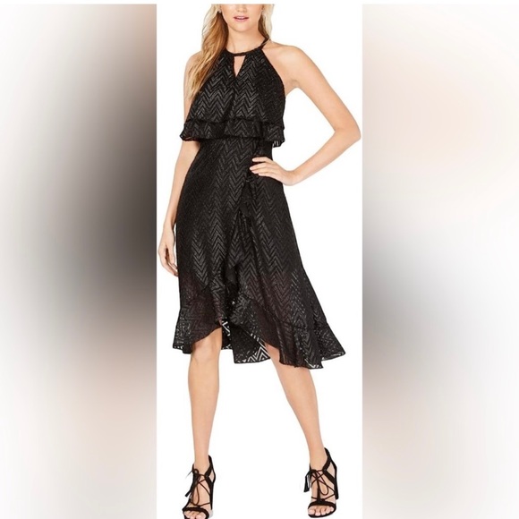 KENSIE RUFFLE SHIMMERY BLACK DRESS SIZE(10) - Picture 3 of 17